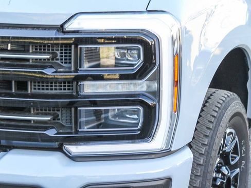 New 2026 Ford F350 Platinum AWD/4WD image 4