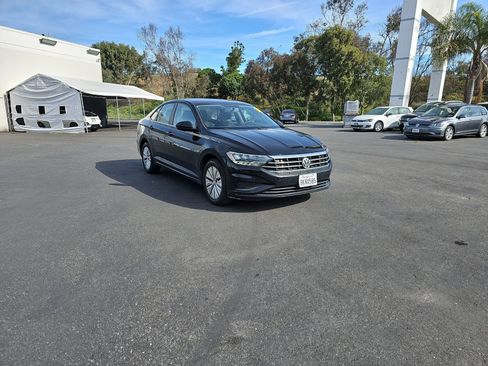Used 2019 Volkswagen Jetta S w/ Driver Assistance Package image 3
