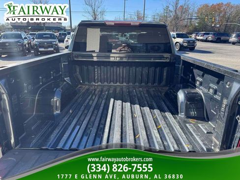 Used 2021 Chevrolet Silverado 1500 LT AWD/4WD image 29