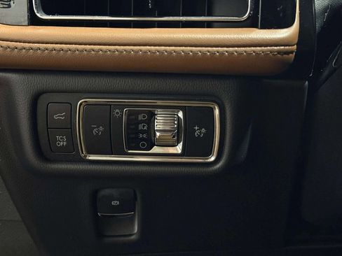 Certified 2023 Lincoln Nautilus Reserve w/ Class II Trailer Tow Package image 10