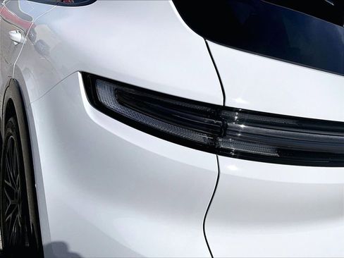 New 2026 Porsche Cayenne GTS image 20