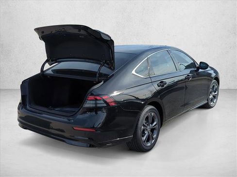 New 2025 Honda Accord EX-L image 8