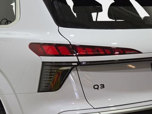 New 2026 Audi Q3 quattro 2.0T image 35