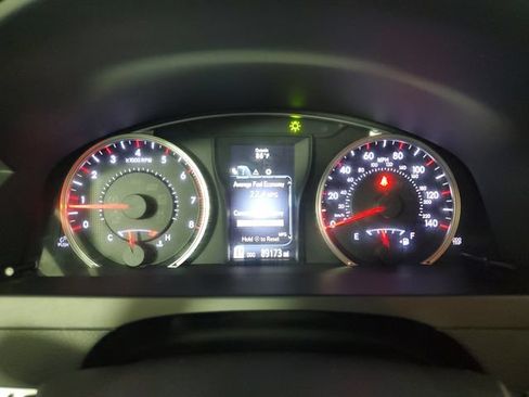 Used 2017 Toyota Camry SE FWD image 25