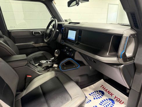 Used 2022 Ford Bronco Black Diamond AWD/4WD image 11