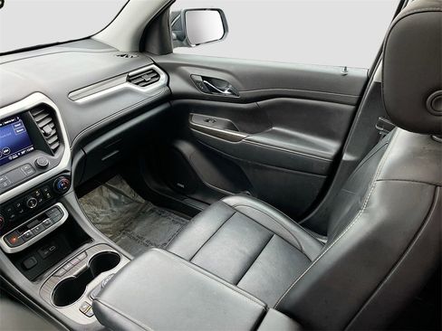 Used 2022 GMC Acadia SLT w/ Technology Package image 23