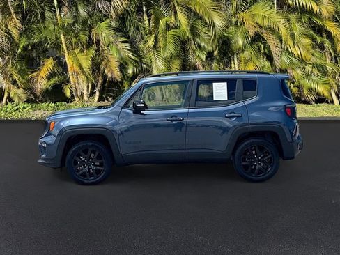 Used 2023 Jeep Renegade Altitude AWD/4WD image 9