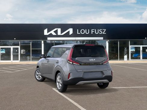 New 2025 Kia Soul LX image 4