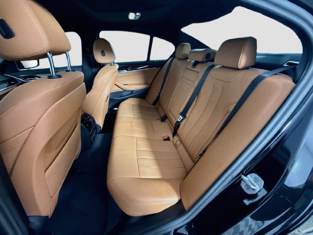 Used 2023 BMW 530i w/ Convenience Package RWD image 24
