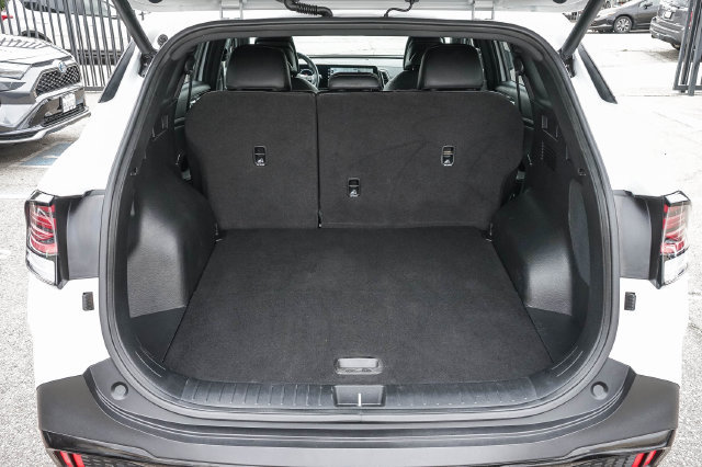 Certified 2025 Kia Sportage X-Pro Prestige AWD/4WD image 26