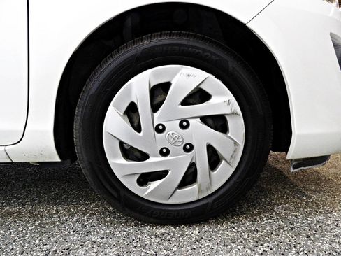 Used 2016 Toyota Prius C Four image 20