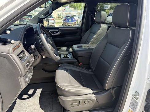 Used 2023 Chevrolet Tahoe Premier AWD/4WD image 13