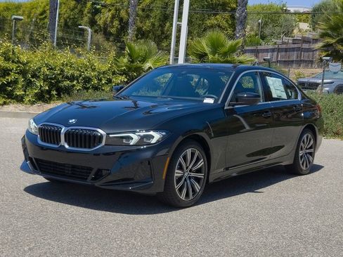 New 2026 BMW 330i Sedan w/ Premium Package RWD image 2