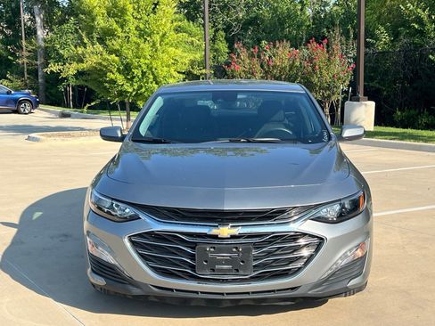 Used 2023 Chevrolet Malibu LT FWD image 2