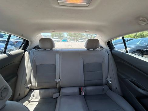Used 2017 Chevrolet Cruze LS image 15