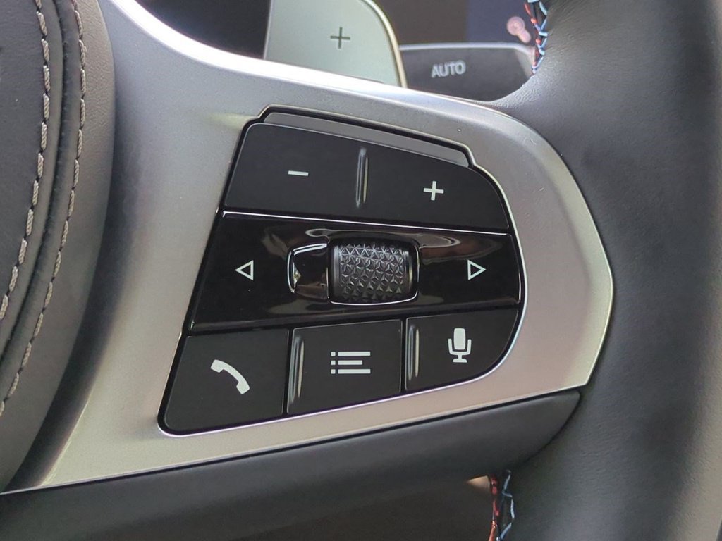 New 2027 BMW X6 M60i AWD/4WD image 26