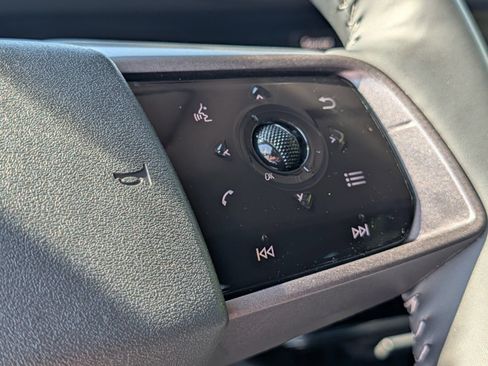 Used 2025 Nissan Murano SV AWD/4WD image 30
