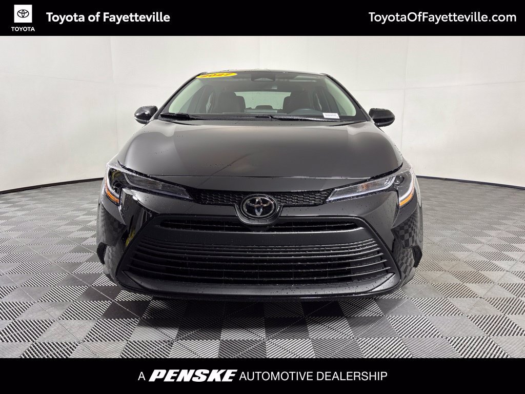 Used 2027 Toyota Corolla LE w/ LE Premium Package FWD image 7