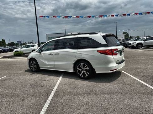 Used 2019 Honda Odyssey Elite image 4