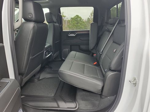 New 2026 GMC Sierra 2500 Denali w/ Denali Reserve Package image 15