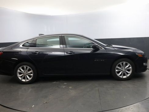 Used 2023 Chevrolet Malibu LT image 3