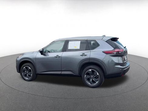 Used 2025 Nissan Rogue SV AWD/4WD image 10