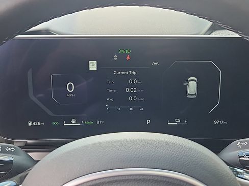 Used 2025 Kia Carnival SX Prestige FWD image 32