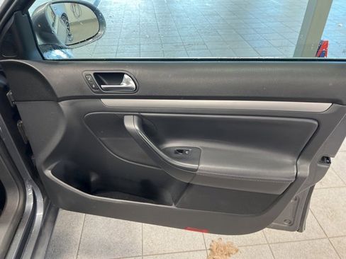 Used 2009 Volkswagen Jetta TDI image 14