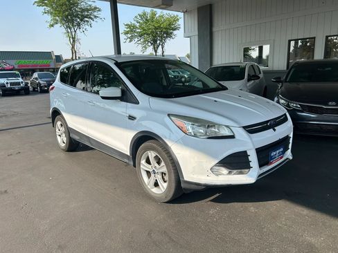 Used 2014 Ford Escape SE AWD/4WD image 2