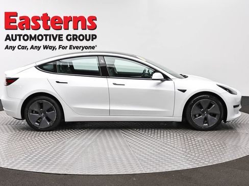 Used 2023 Tesla Model 3 Standard Range RWD image 4