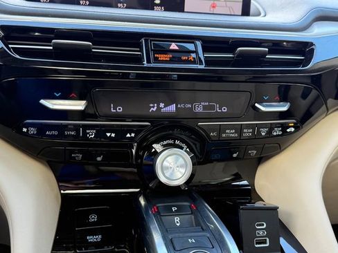 Used 2022 Acura MDX FWD w/ Technology Package image 18