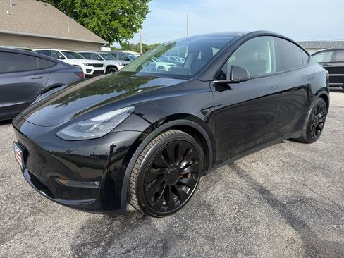 Used 2022 Tesla Model Y Performance AWD/4WD image 18