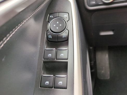 Used 2022 Ford Explorer Limited w/ Equipment Group 301A RWD image 26