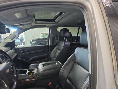Used 2020 Chevrolet Tahoe LT AWD/4WD image 17