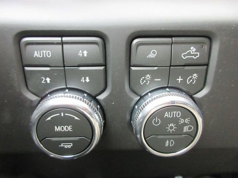 New 2026 GMC Sierra 1500 Denali w/ Denali Reserve Package AWD/4WD image 18