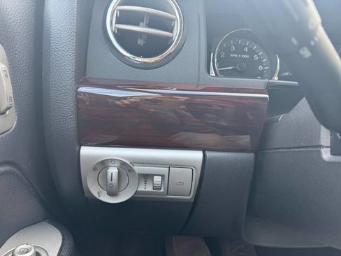 Used 2008 Lincoln MKZ image 22