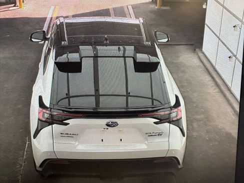 Used 2024 Subaru Solterra Touring image 2