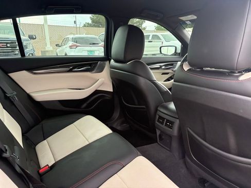 Used 2021 Cadillac CT5 Sport RWD image 7