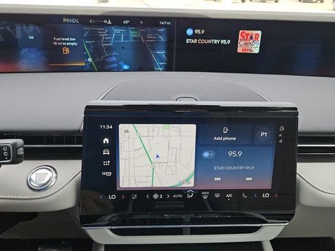 New 2026 Lincoln Nautilus Reserve w/ Jet Appearance Package image 10