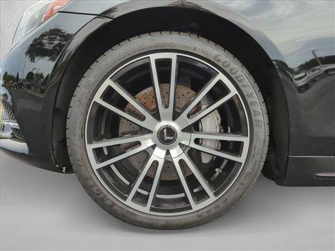 Used 2015 Mercedes-Benz S 550 Sedan image 24
