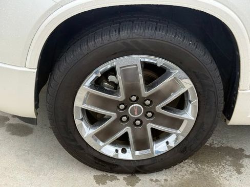 Used 2011 GMC Acadia Denali FWD image 5