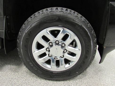 Used 2018 Chevrolet Silverado 3500 LTZ w/ Duramax Plus Package AWD/4WD image 15