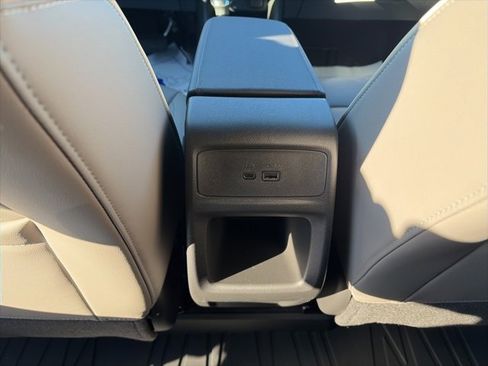 New 2026 Buick Envista Avenir image 13