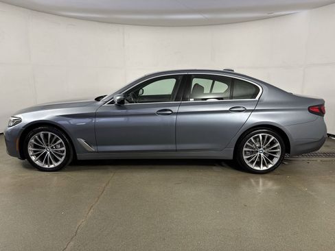 Used 2022 BMW 540i xDrive w/ Premium Package image 30