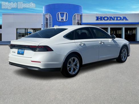 Used 2023 Honda Accord LX image 8