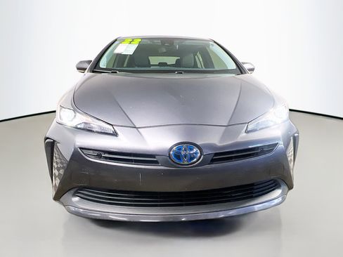 Used 2022 Toyota Prius LE image 11