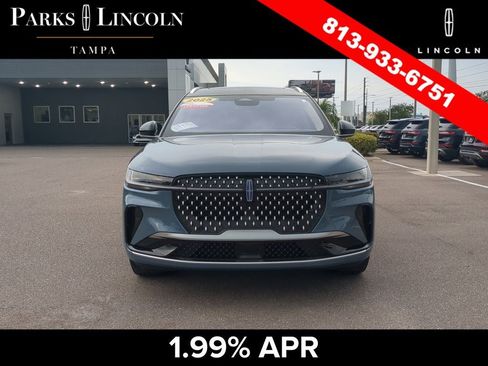 Certified 2025 Lincoln Nautilus Reserve AWD/4WD image 2