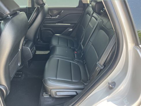 Certified 2023 Lincoln Corsair AWD image 24