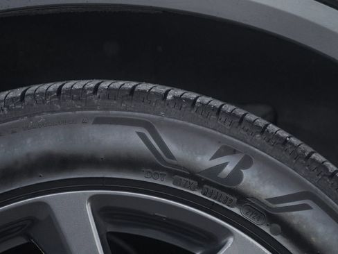 Used 2023 Acura MDX A-Spec image 16