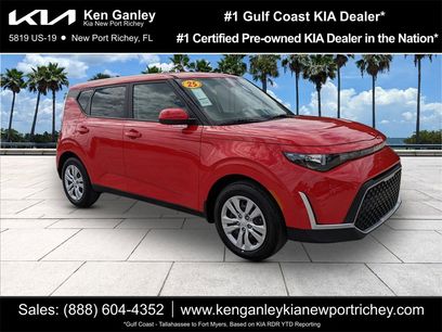 Certified 2025 Kia Soul LX